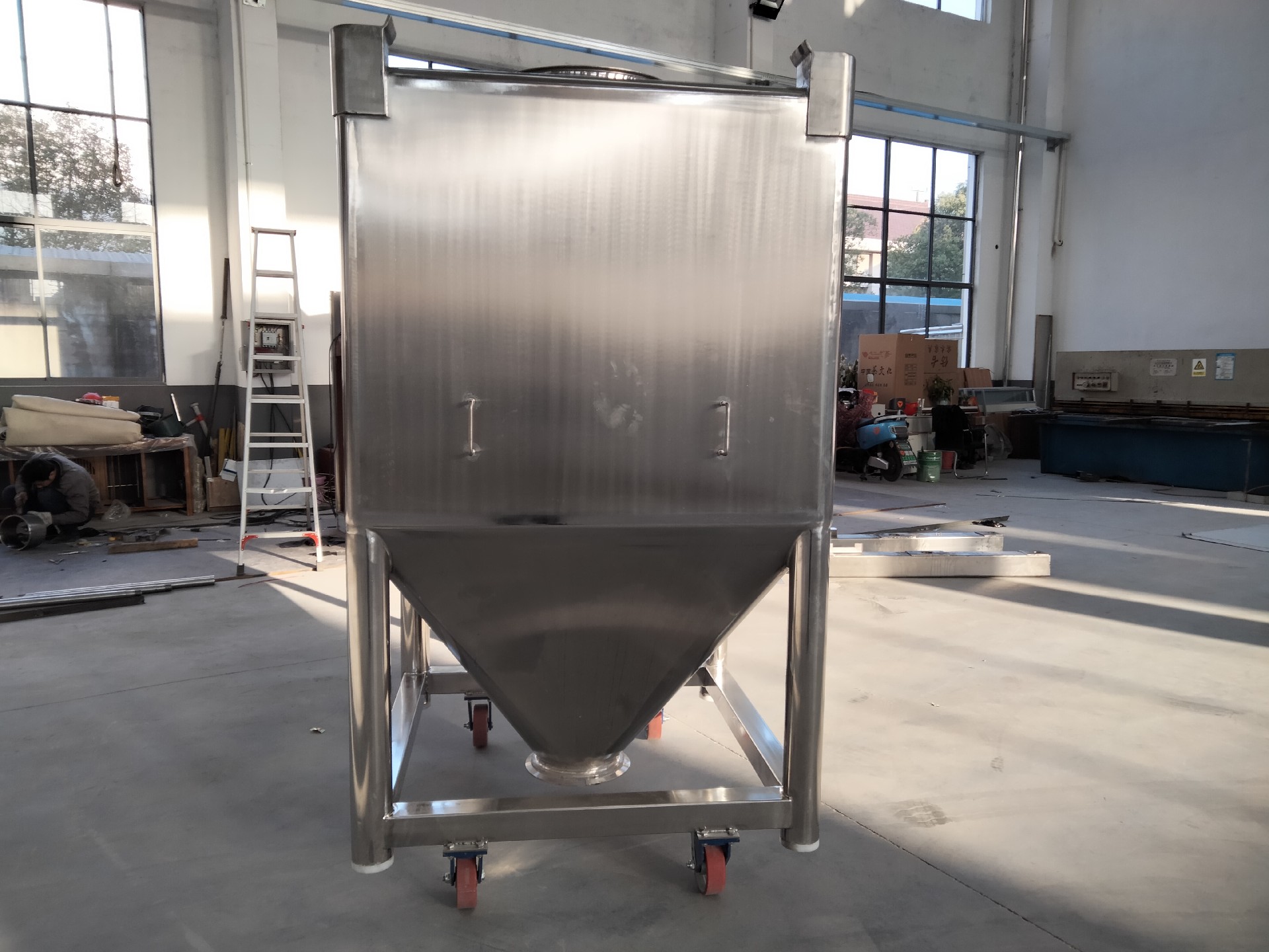 HLD系列料斗混合机